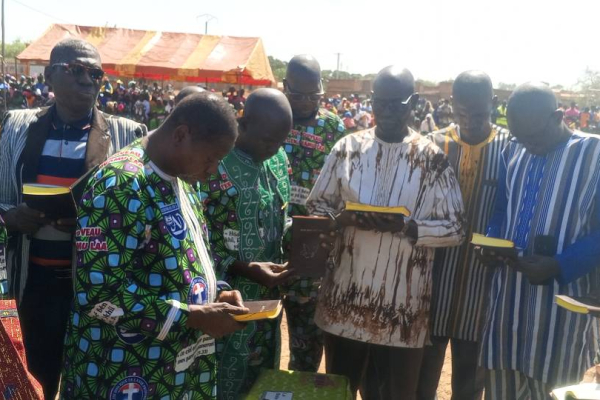 A Community United in Joy: The Buamu Laa New Testament Dedication